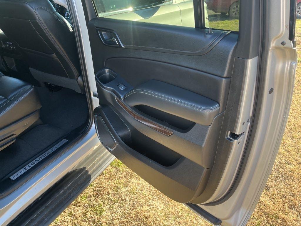 Chevrolet Suburban  2019