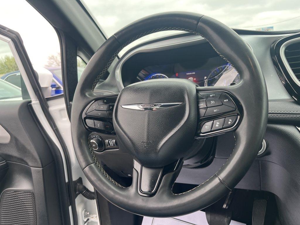 Chrysler Pacifica  2023