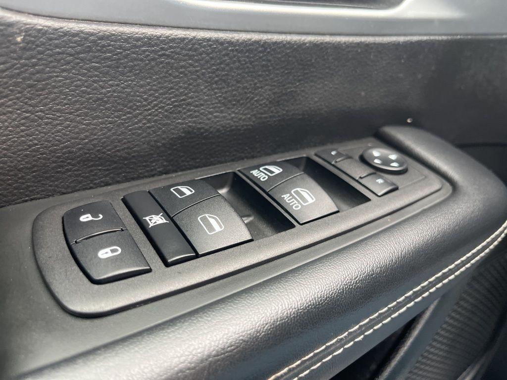 Chrysler Pacifica  2023