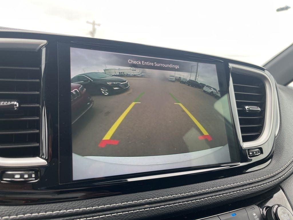 Chrysler Pacifica  2023