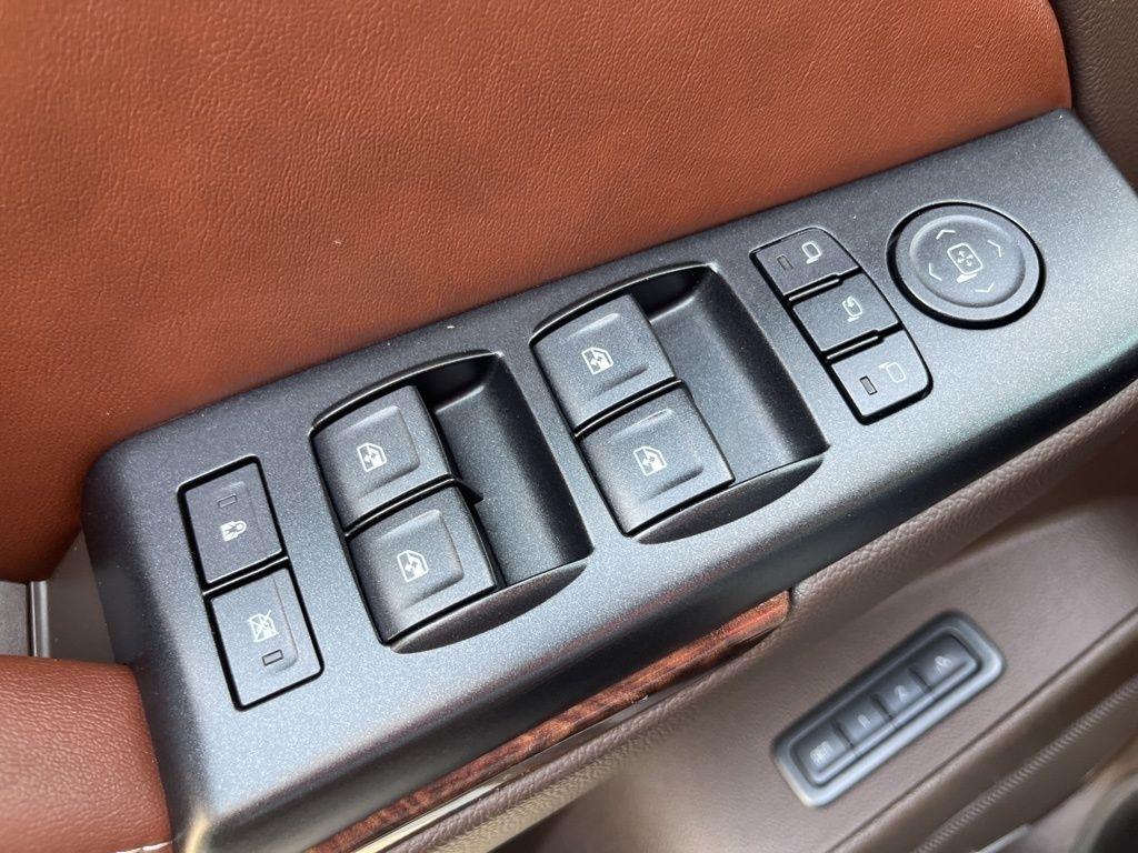 Chevrolet Tahoe  2015