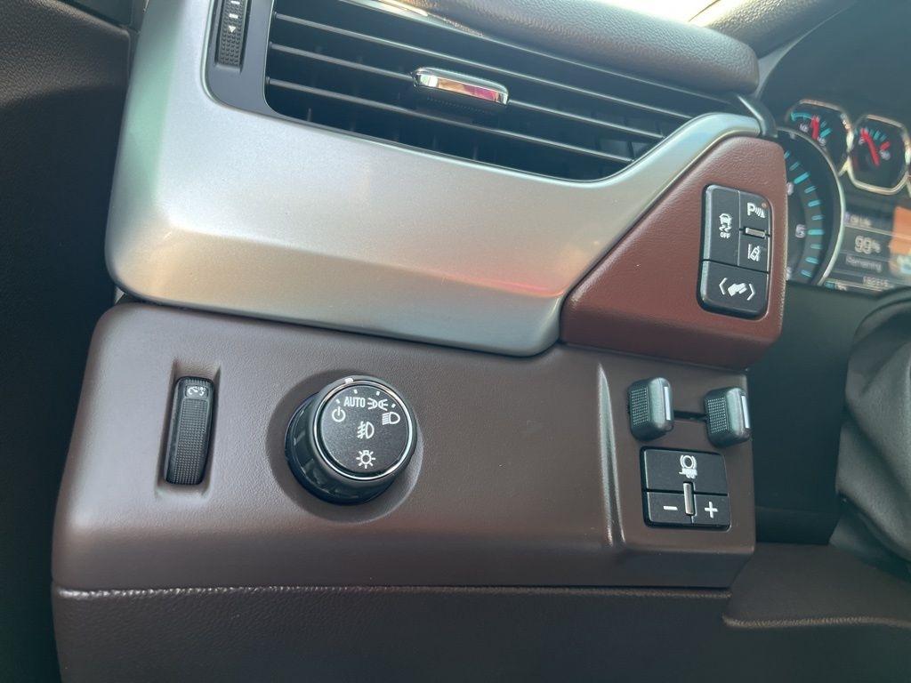 Chevrolet Tahoe  2015