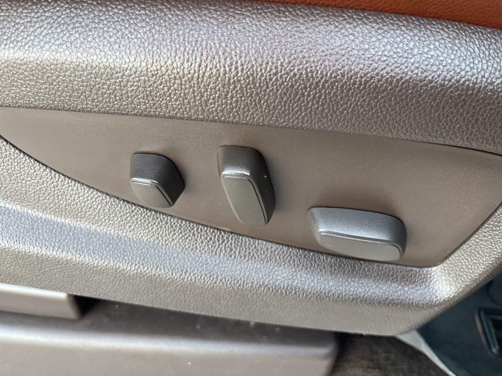 Chevrolet Tahoe  2015