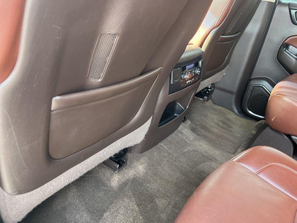 Chevrolet Tahoe  2015