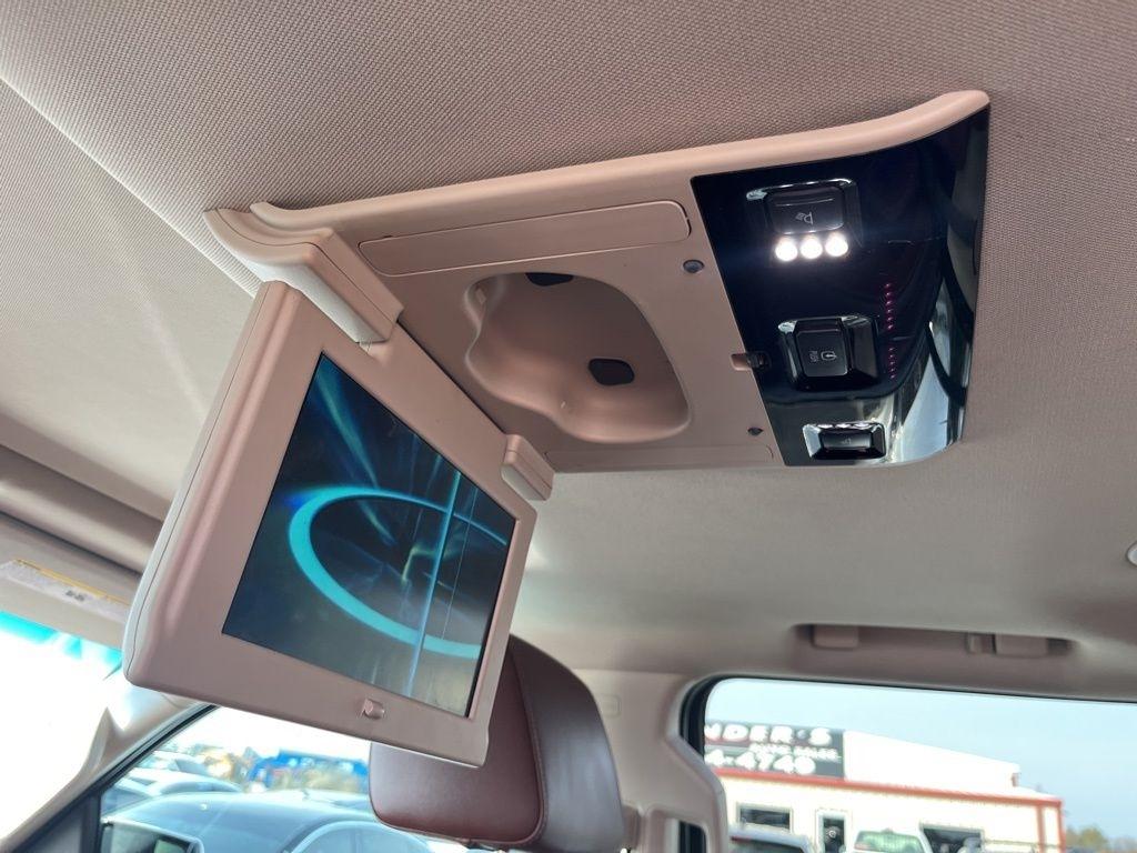 Chevrolet Tahoe  2015