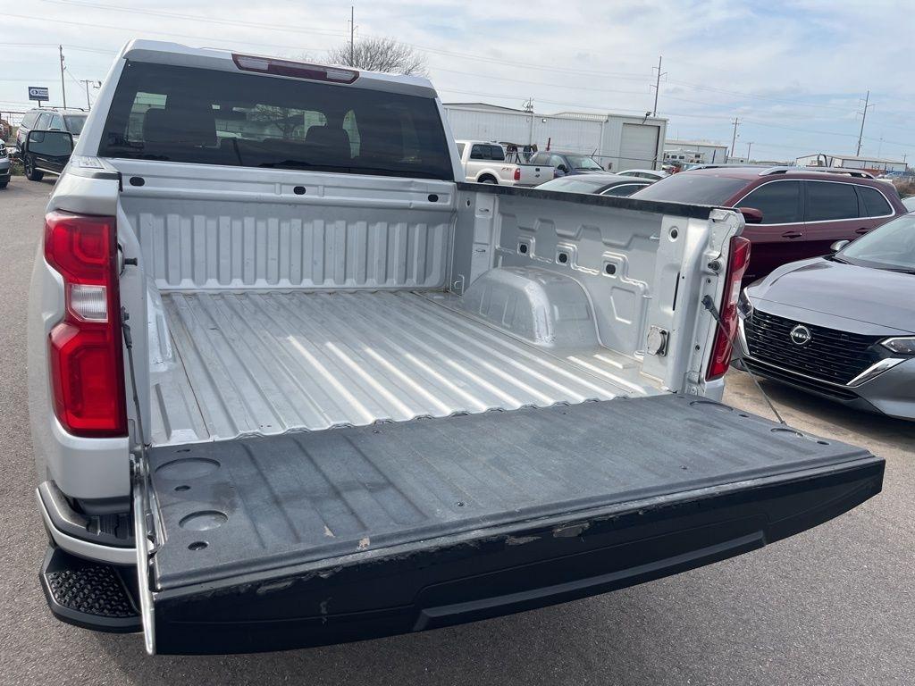 Chevrolet Silverado 1500  2021