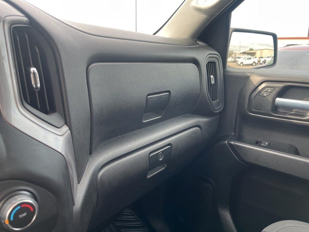 Chevrolet Silverado 1500  2021