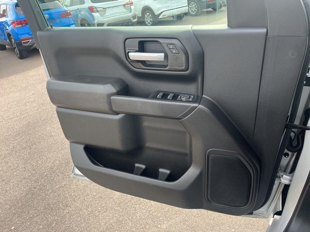 Chevrolet Silverado 1500  2021