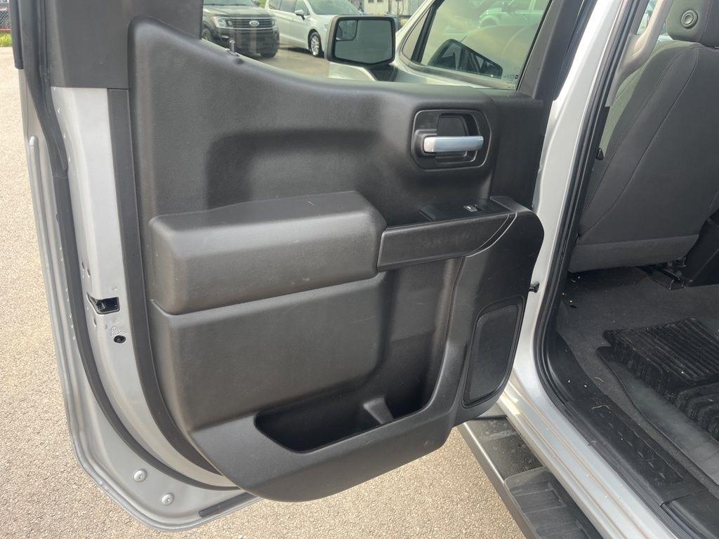 Chevrolet Silverado 1500  2021