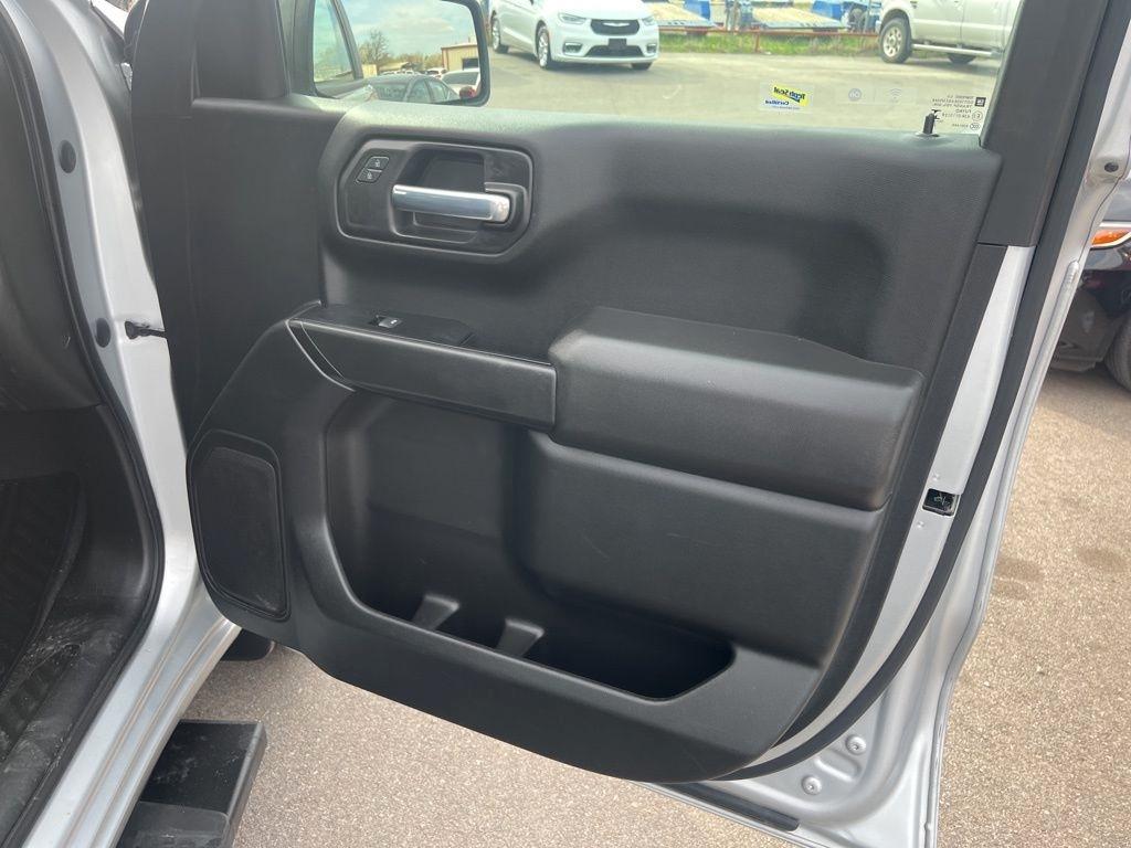 Chevrolet Silverado 1500  2021