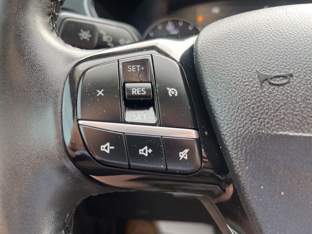 Ford Escape Hybrid  2022