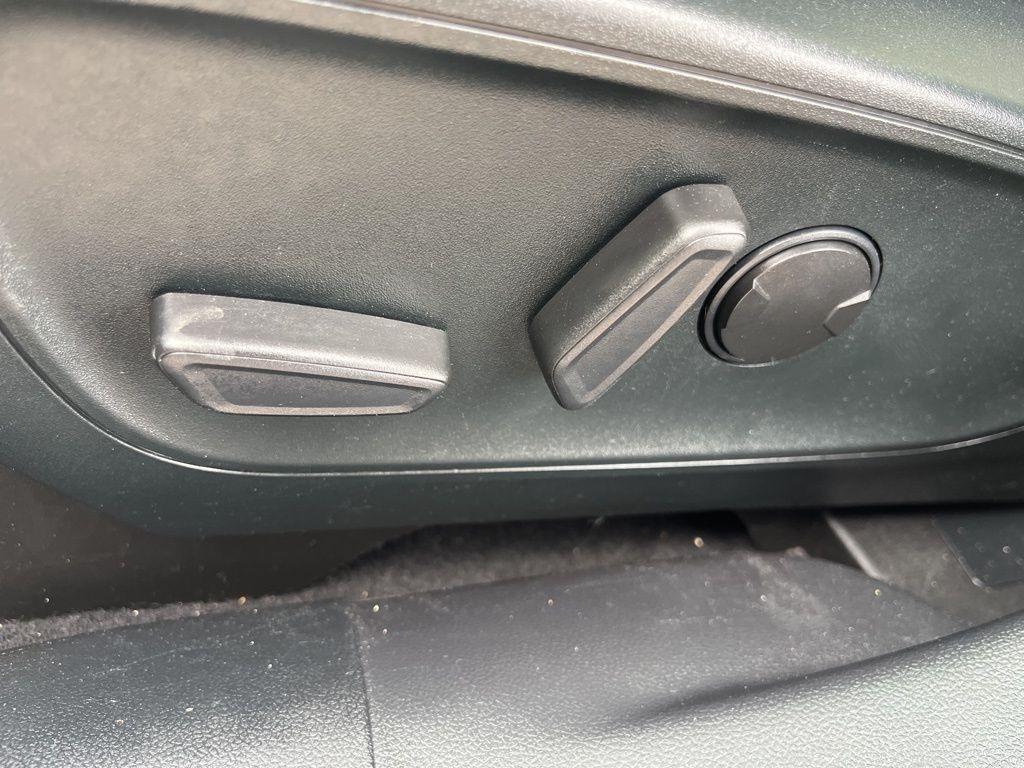 Ford Escape Hybrid  2022