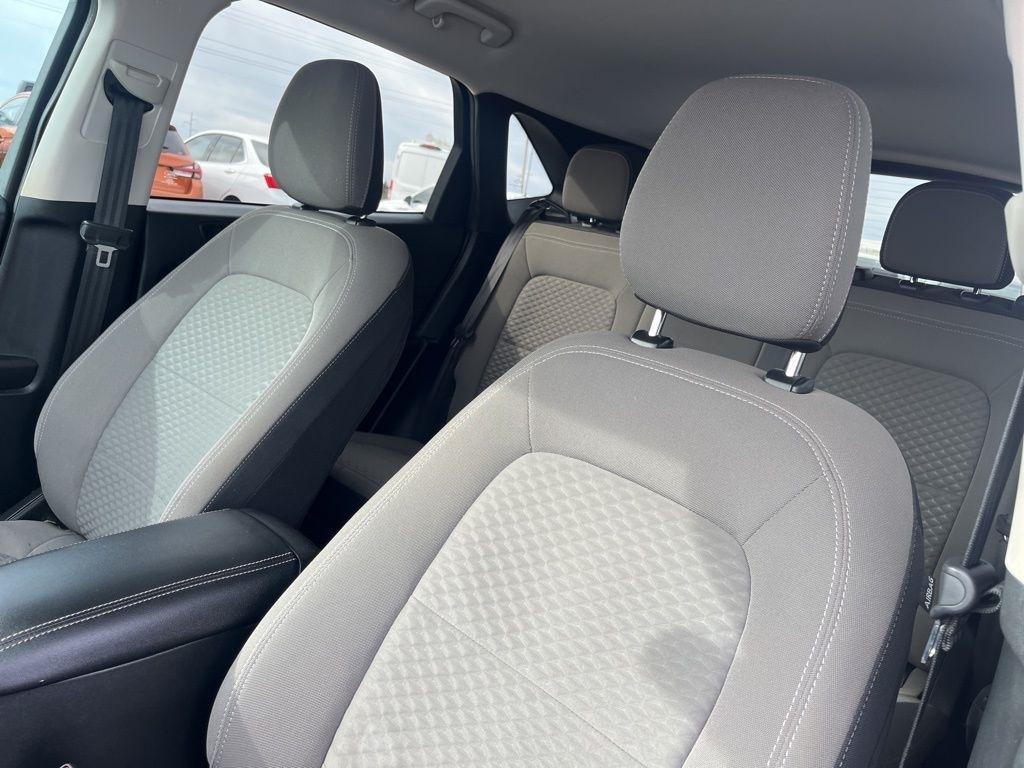 Ford Escape Hybrid  2022