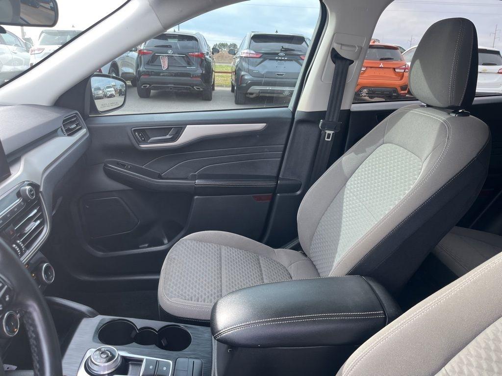 Ford Escape Hybrid  2022