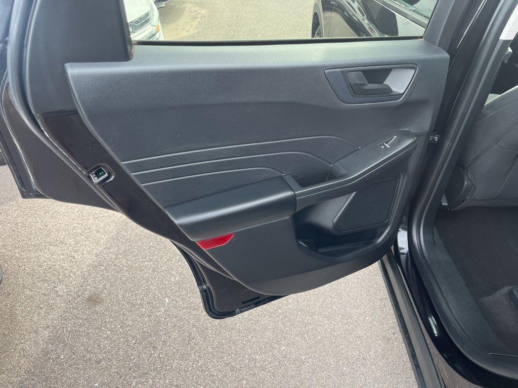 Ford Escape Hybrid  2022