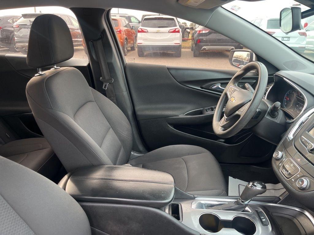 Chevrolet Malibu  2018