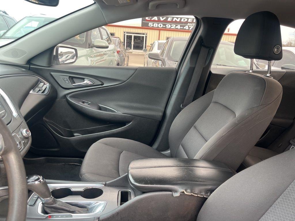 Chevrolet Malibu  2018