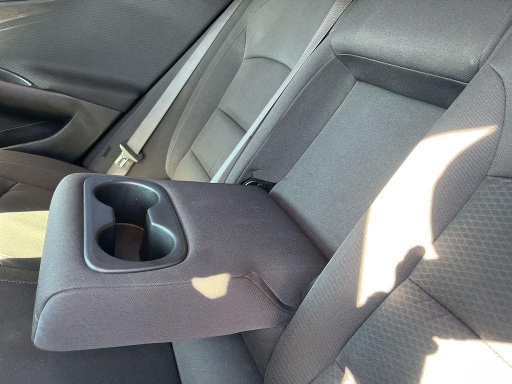 Chevrolet Malibu  2021