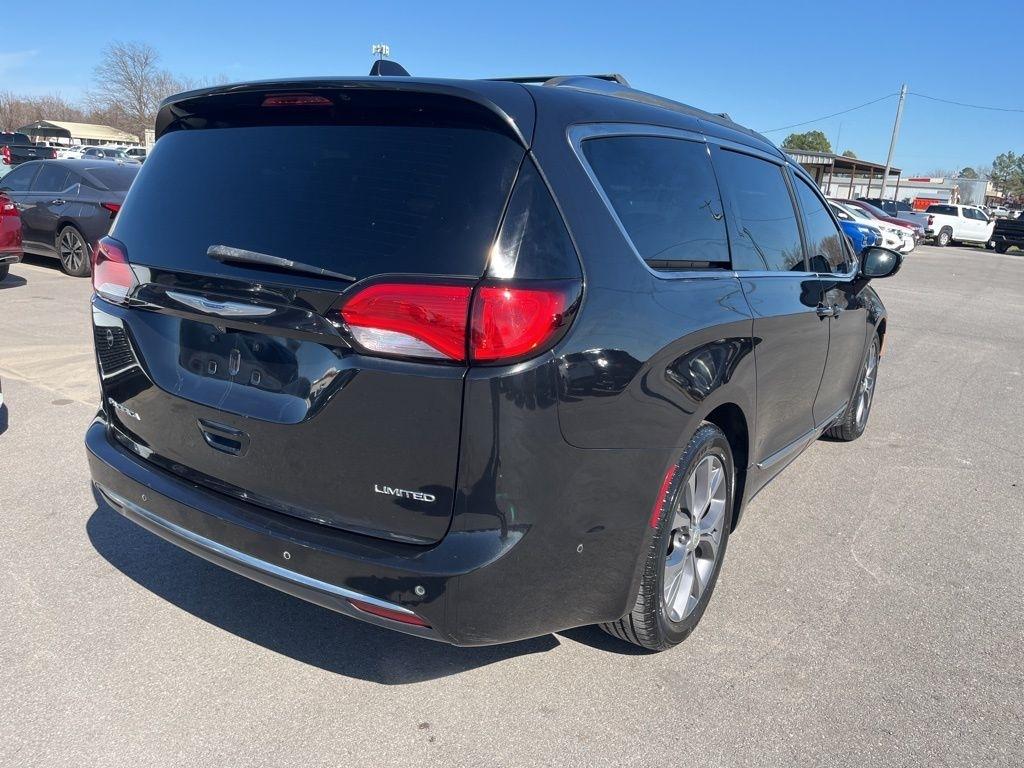 Chrysler Pacifica  2018