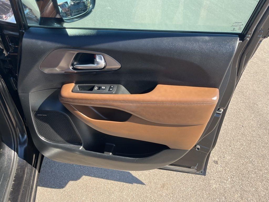 Chrysler Pacifica  2018