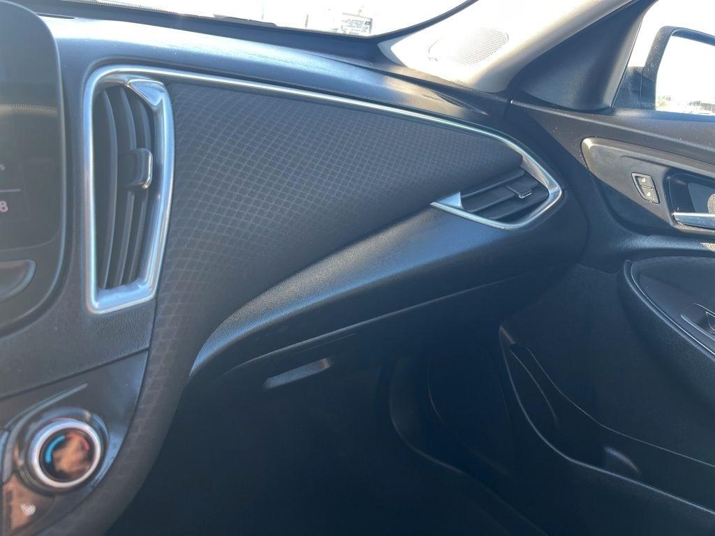 Chevrolet Malibu  2020