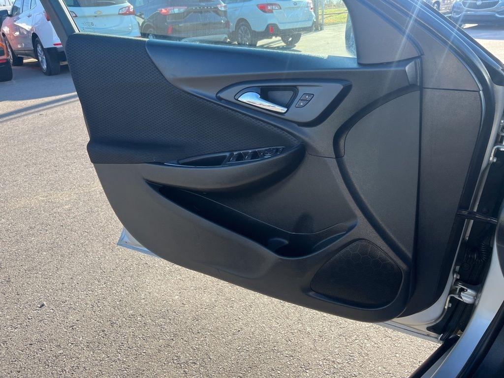 Chevrolet Malibu  2020