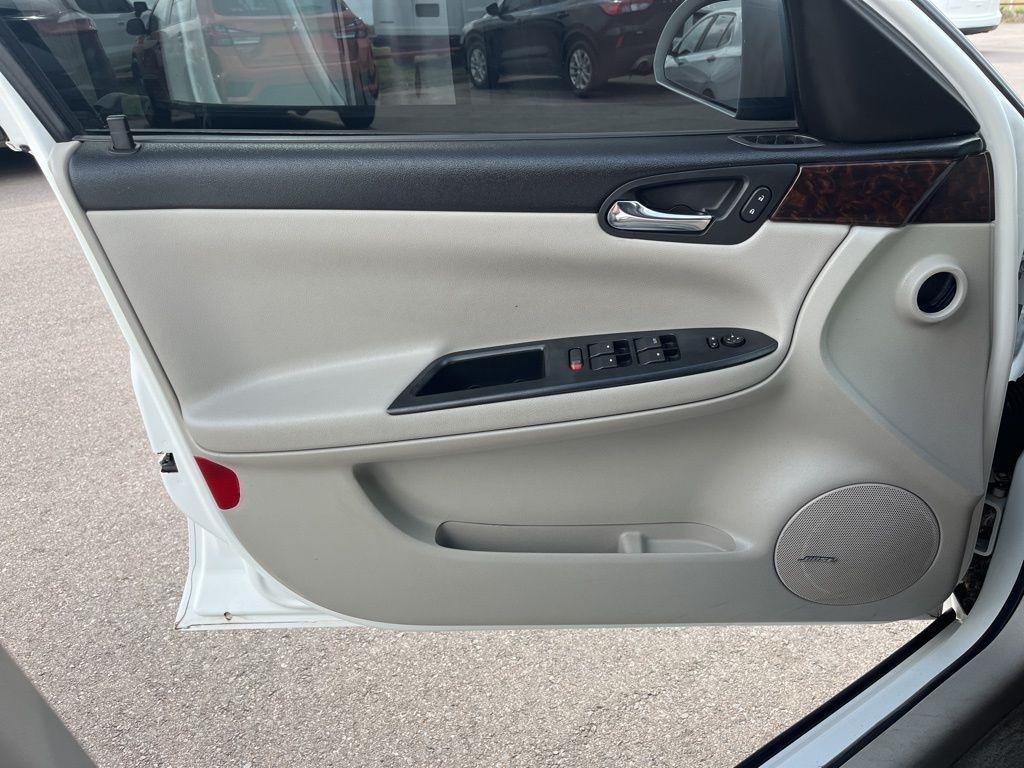 Chevrolet Impala  2013