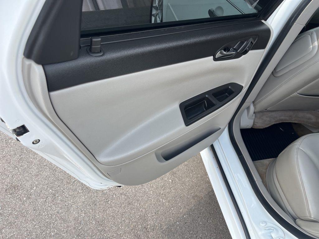 Chevrolet Impala  2013