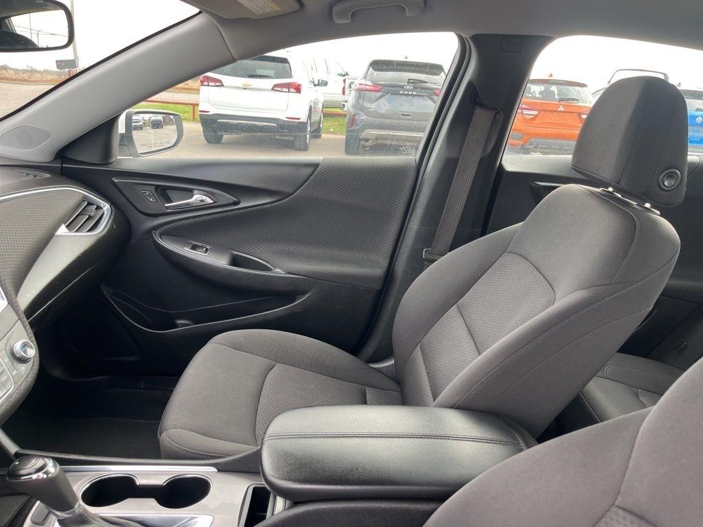 Chevrolet Malibu  2020