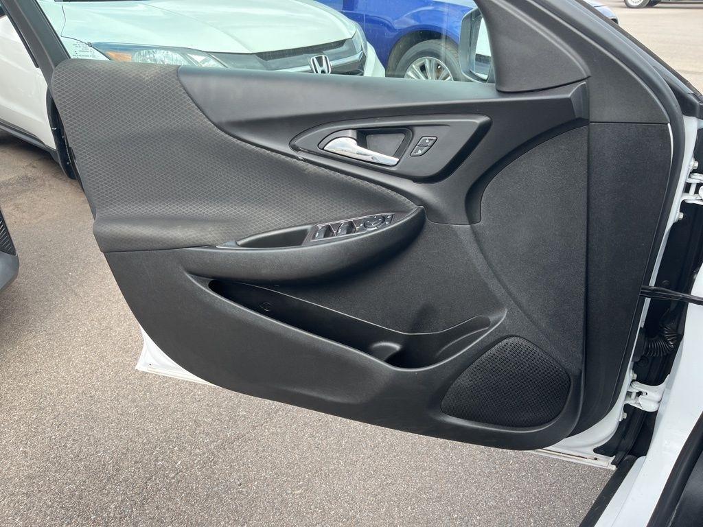 Chevrolet Malibu  2020