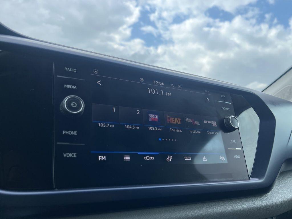 Volkswagen Taos  2023