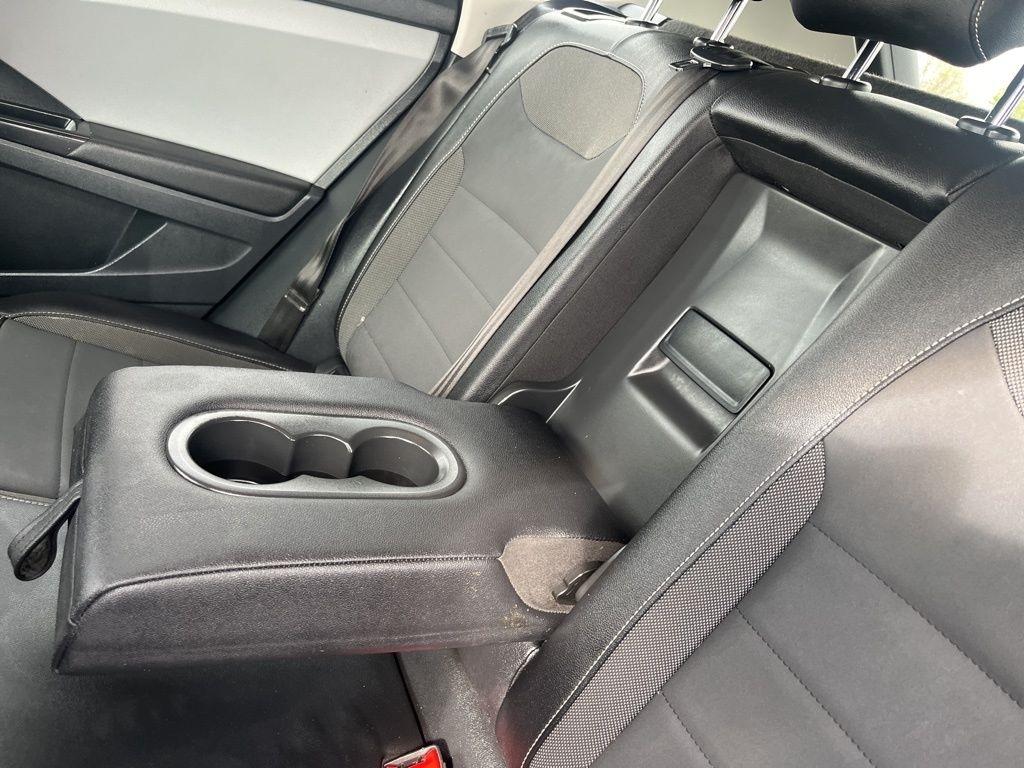 Volkswagen Taos  2023