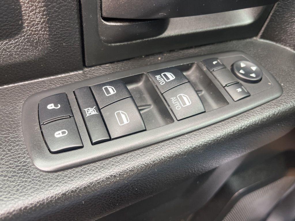 RAM 1500 Classic  2019