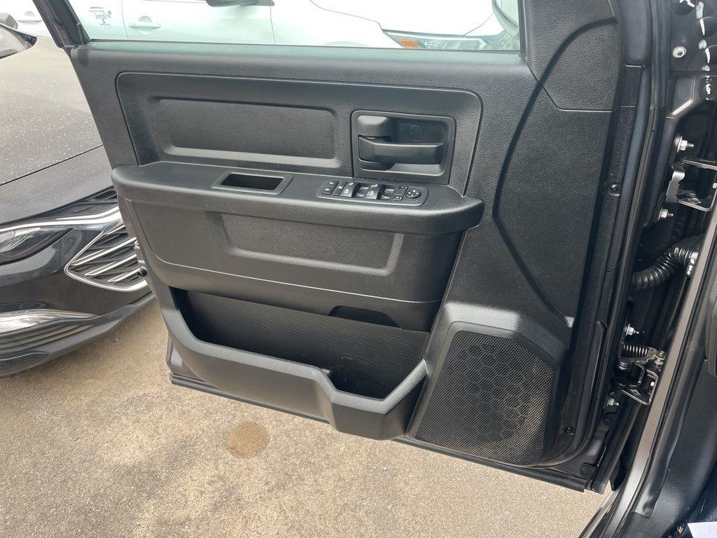 RAM 1500 Classic  2019