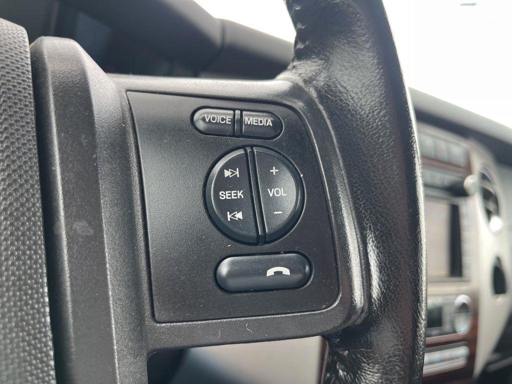 Ford Expedition  2010