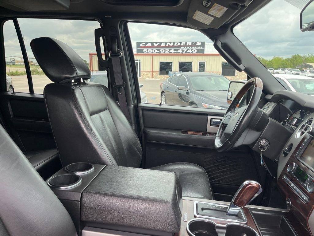 Ford Expedition  2010