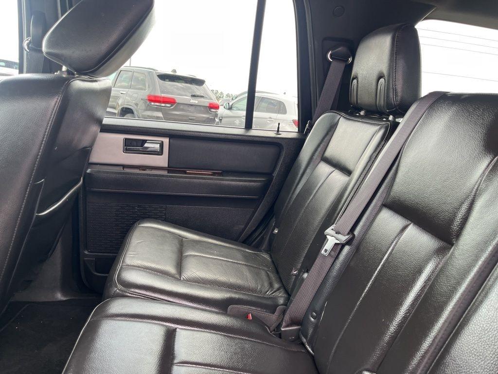 Ford Expedition  2010