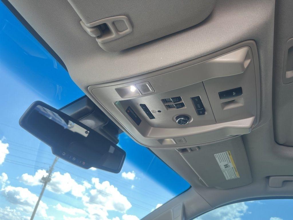 GMC Yukon Denali  2015