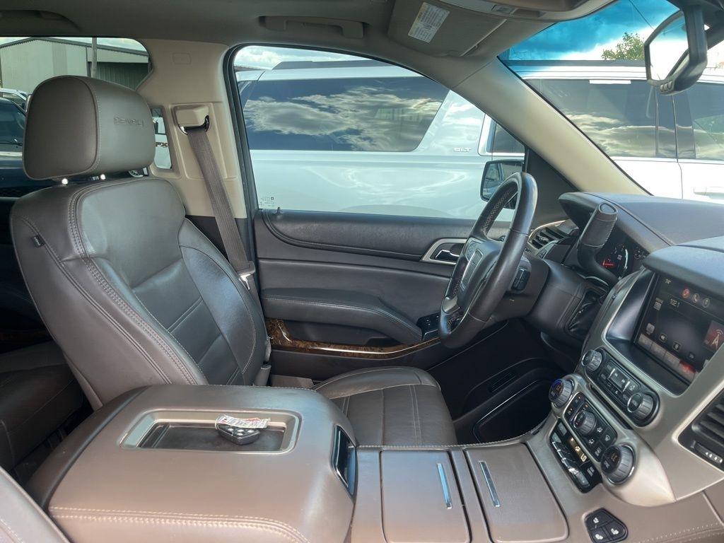 GMC Yukon Denali  2015