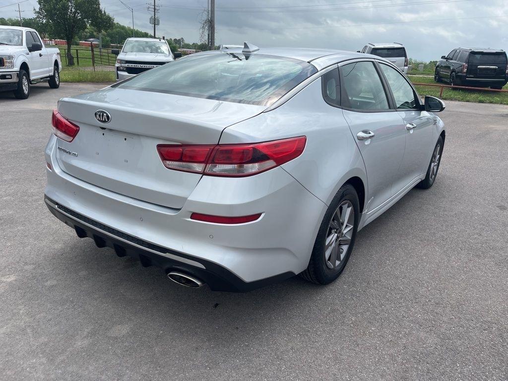 Kia Optima  2020