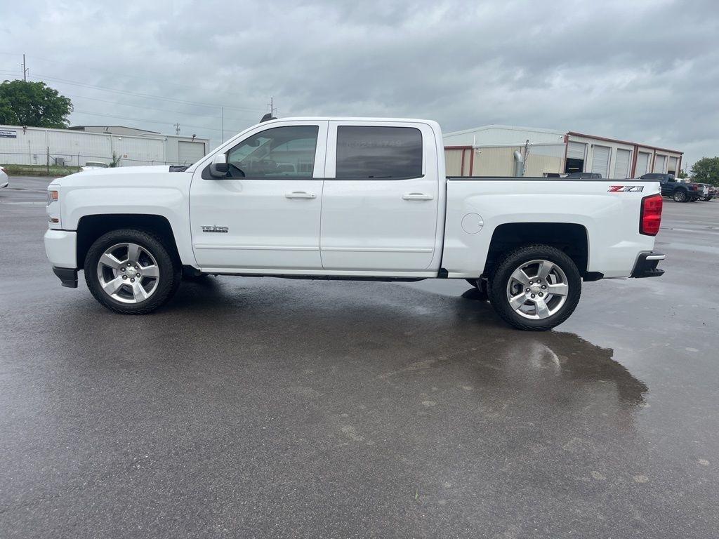 Chevrolet Silverado 1500  2018