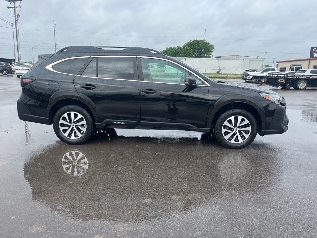 Subaru Outback  2023