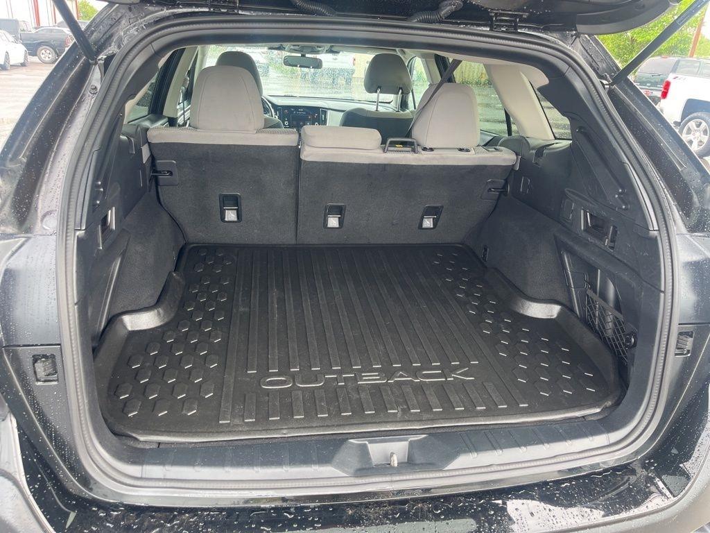 Subaru Outback  2023