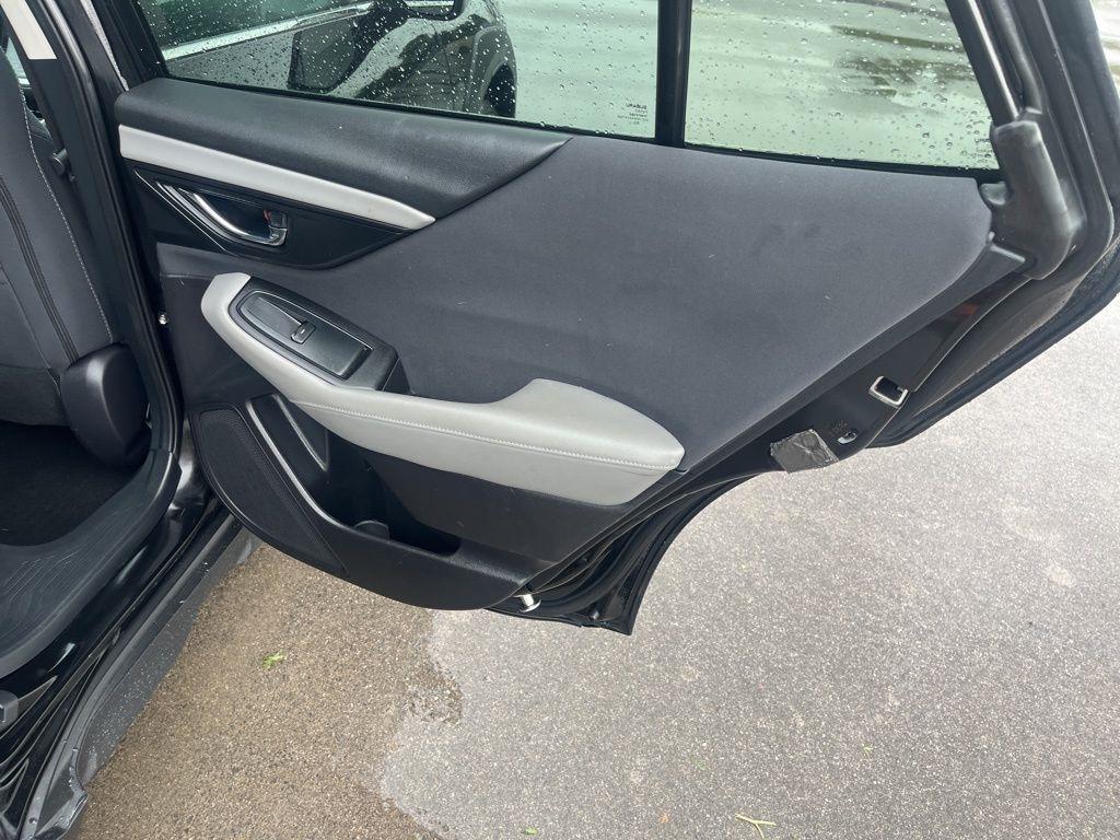 Subaru Outback  2023