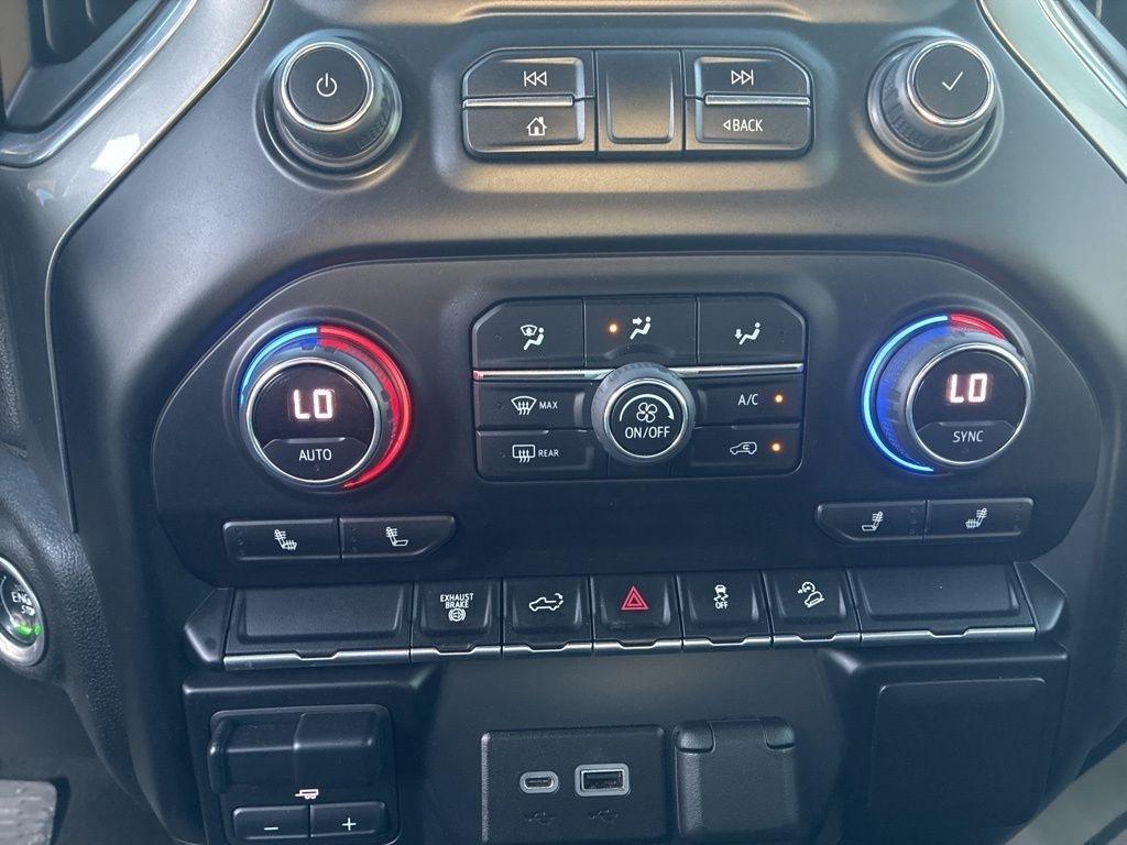 Chevrolet Silverado 2500HD  2021