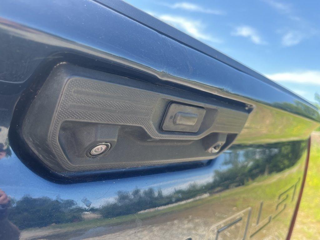 Chevrolet Silverado 2500HD  2021