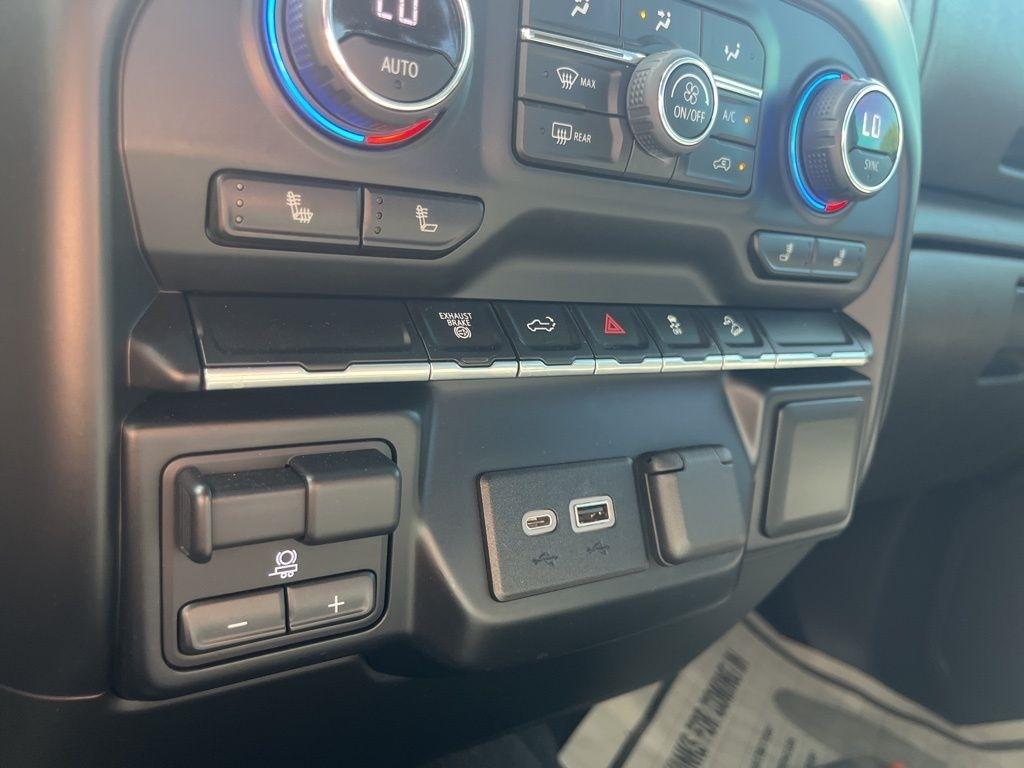 Chevrolet Silverado 2500HD  2021