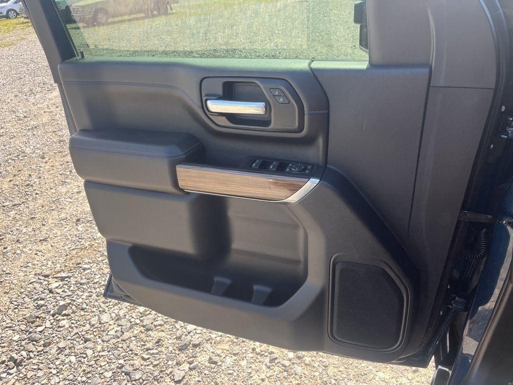 Chevrolet Silverado 2500HD  2021