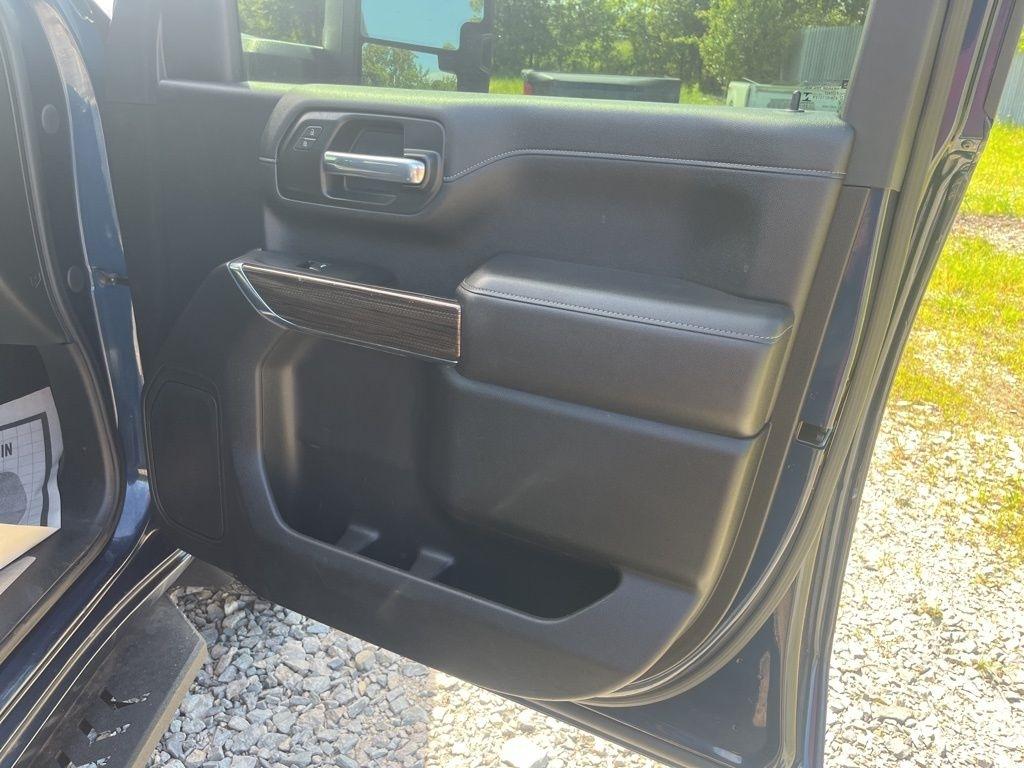 Chevrolet Silverado 2500HD  2021