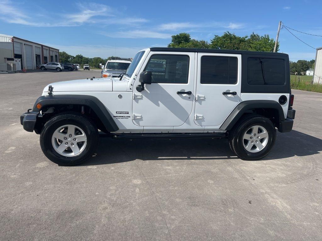 Jeep Wrangler  2016
